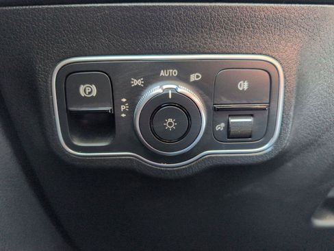 Used 2023 Mercedes-Benz GLA 250 image 6