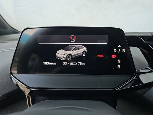 Certified 2023 Volkswagen ID.4 Pro image 19