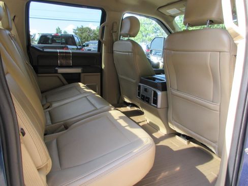 Used 2018 Ford F150 Lariat AWD/4WD image 13