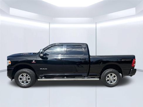 Used 2023 RAM 2500 Laramie AWD/4WD image 8