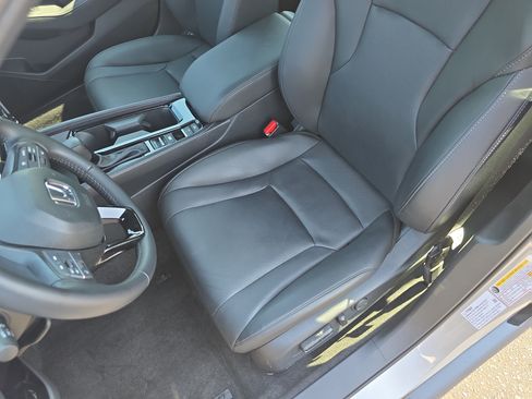 Used 2024 Honda Accord Sport image 14