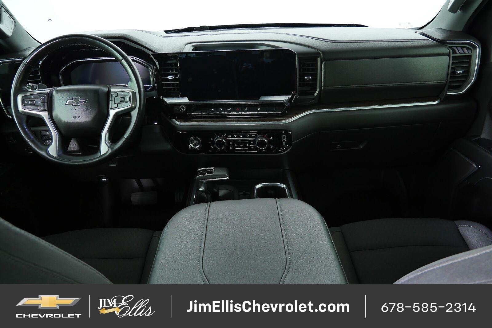 Used 2023 Chevrolet Silverado 1500 RST AWD/4WD image 15