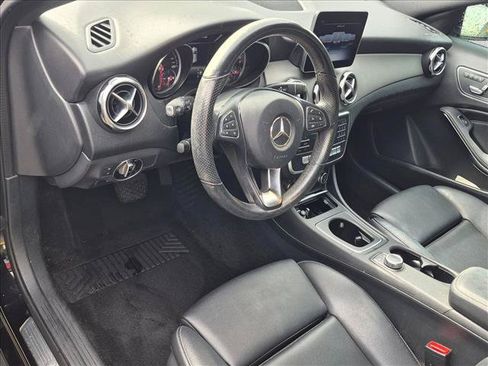 Used 2020 Mercedes-Benz GLA 250 image 2