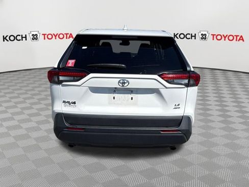 Used 2023 Toyota RAV4 LE AWD/4WD image 7