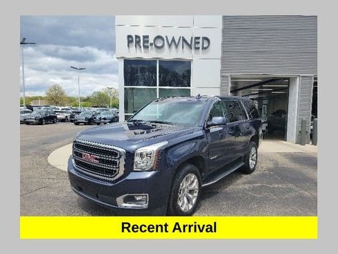 Used 2019 GMC Yukon SLE w/ SLE Value Package AWD/4WD image 1