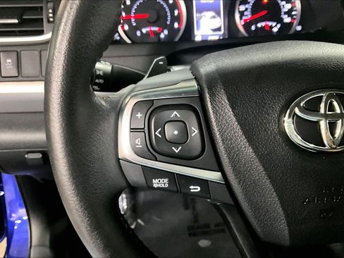 Used 2016 Toyota Camry SE FWD image 24