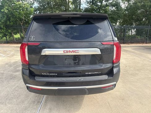 Used 2024 GMC Yukon Denali w/ Denali Reserve Package AWD/4WD image 5
