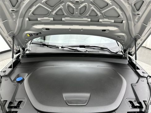 Certified 2023 Volvo XC40 Recharge Ultimate image 25