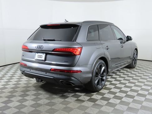 Used 2025 Audi Q7 3.0T Premium Plus w/ Premium Plus Package AWD/4WD image 6