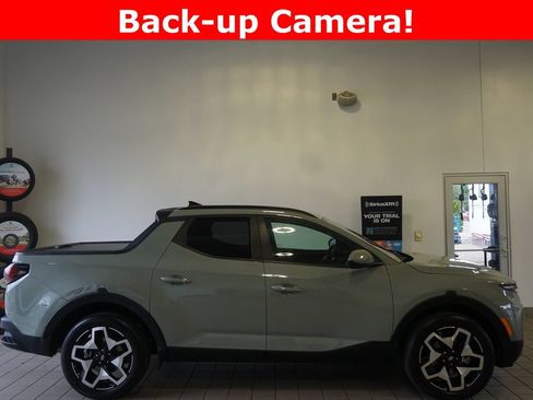 Used 2023 Hyundai Santa Cruz Limited AWD/4WD image 2