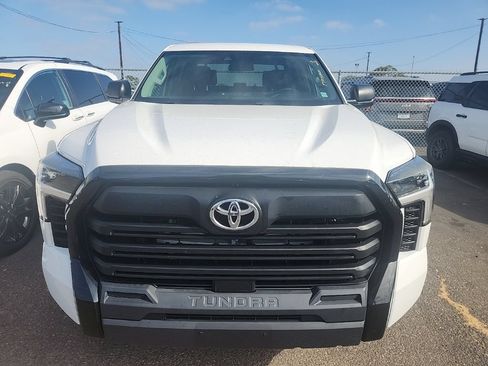 Used 2022 Toyota Tundra SR RWD image 2