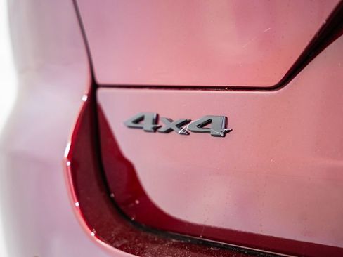 New 2025 Jeep Grand Cherokee Limited w/ Luxury Tech Group II image 8