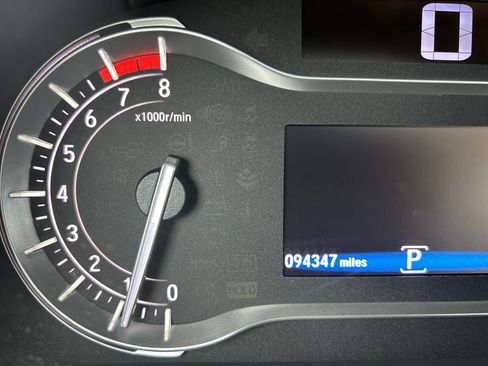 Used 2017 Honda Pilot Elite image 10