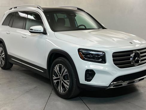 New 2026 Mercedes-Benz GLB 250 4MATIC image 7