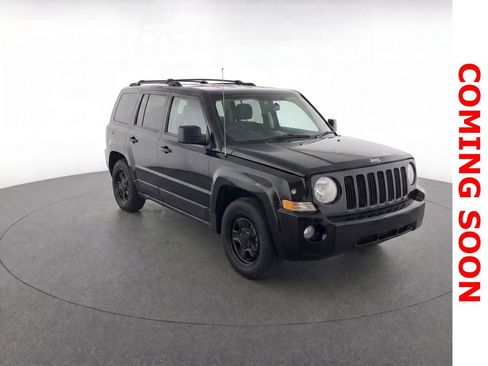 Used 2010 Jeep Patriot Sport FWD image 3