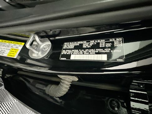 Used 2023 Volvo XC40 B5 Plus w/ Driver Assist Package image 12