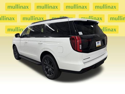 New 2026 Ford Expedition Platinum image 10