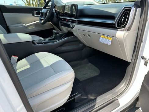 New 2026 Kia Sorento S FWD image 53