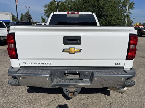 Used 2015 Chevrolet Silverado 2500 LTZ w/ Duramax Plus Package AWD/4WD image 7