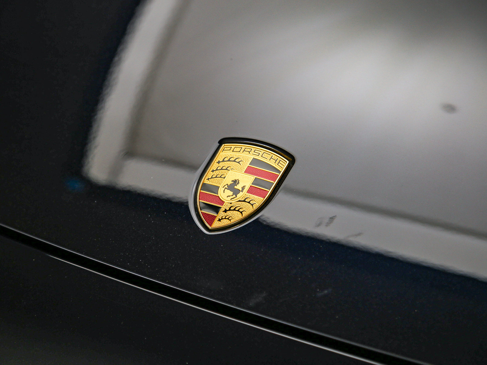 Certified 2023 Porsche Cayenne Platinum Edition AWD/4WD image 12