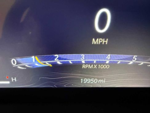 Used 2023 Jeep Grand Cherokee Limited w/ Black Appearance Package image 38