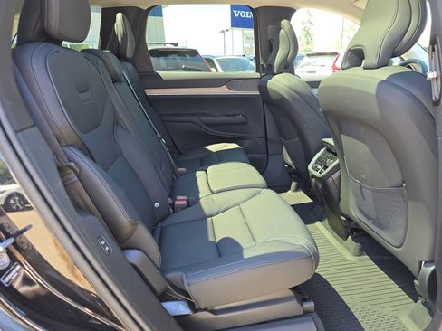 Used 2025 Volvo EX90 Plus w/ Protection Package Premier AWD/4WD image 13