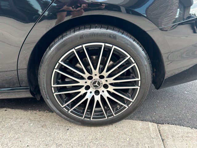 Used 2022 Mercedes-Benz C 300 4MATIC Sedan image 35