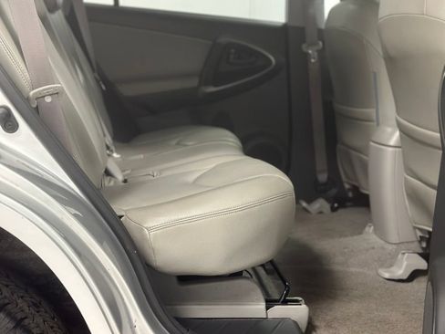 Used 2010 Toyota RAV4 2WD w/ Base L4 Extra Value Pkg image 18