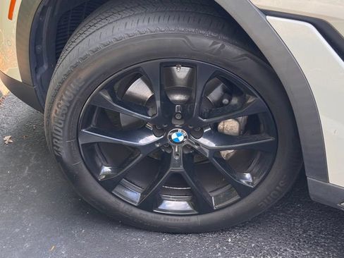 Used 2020 BMW X6 xDrive40i w/ Executive Package AWD/4WD image 11
