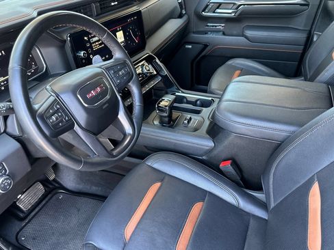 Certified 2023 GMC Sierra 1500 AT4 w/ AT4 Premium Package AWD/4WD image 10