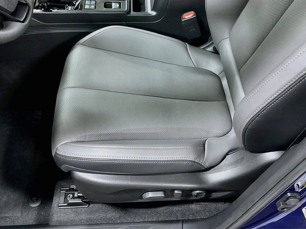 Certified 2026 Subaru Outback Limited AWD/4WD image 18