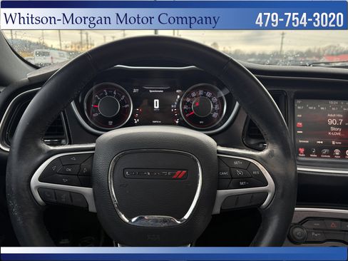 Used 2015 Dodge Challenger SXT Plus image 19