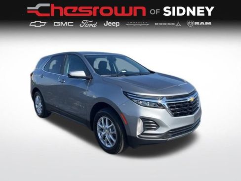 Used 2024 Chevrolet Equinox LT image 3
