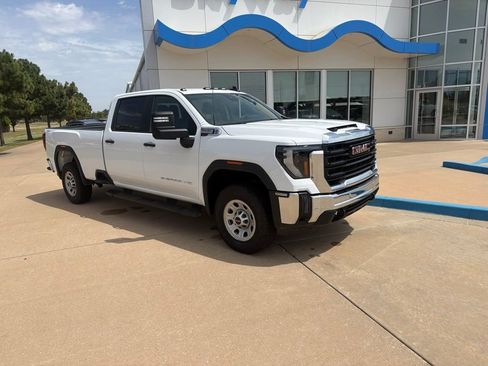 Used 2026 GMC Sierra 2500 Pro w/ Max Trailering Package AWD/4WD image 2