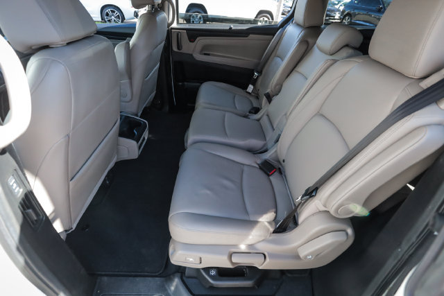 Used 2018 Honda Odyssey EX-L image 42