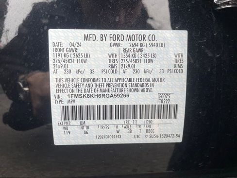 Used 2024 Ford Explorer ST-Line w/ Class IV Trailer Tow Package image 17