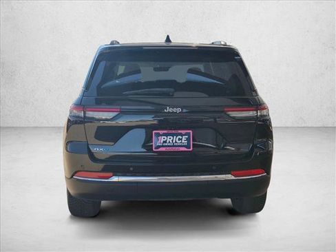 Used 2023 Jeep Grand Cherokee 4WD 4xe image 6