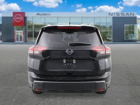 New 2026 Nissan Rogue Dark Armor FWD image 4