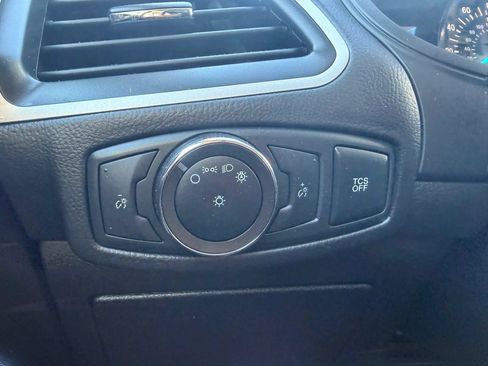 Used 2022 Ford Edge SEL AWD/4WD image 19