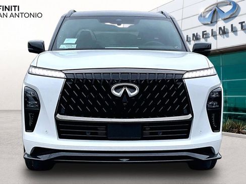 New 2026 INFINITI QX80 4WD image 2