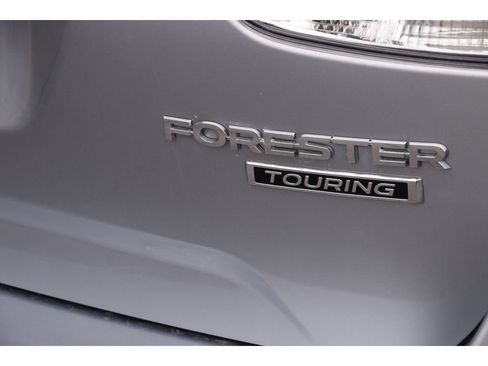 Used 2023 Subaru Forester Touring image 29