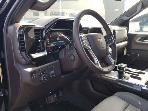 New 2026 Chevrolet Silverado 1500 LTZ w/ Z71 Off-Road Package image 6
