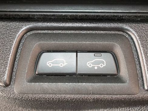 Used 2025 BMW X5 xDrive50e AWD/4WD image 15