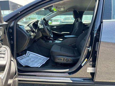 Used 2022 Chevrolet Malibu LS w/ Driver Confidence Package II FWD image 14