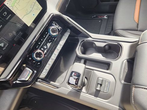 New 2026 GMC Sierra 1500 AT4 w/ AT4 Premium Package AWD/4WD image 22