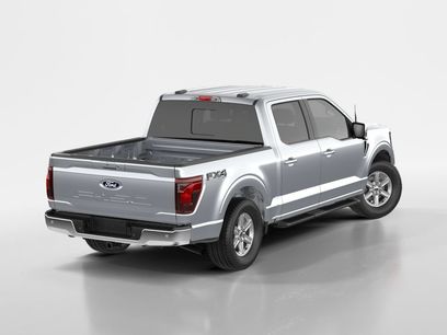 New 2026 Ford F150 XLT w/ Equipment Group 302A MID