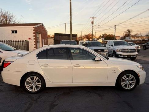 Used 2010 BMW 528i xDrive Sedan image 14