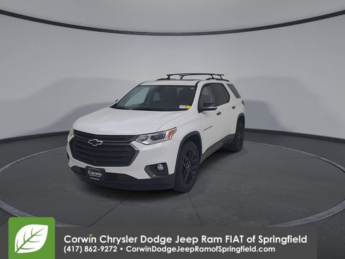 Used 2021 Chevrolet Traverse Premier w/ Redline Edition AWD/4WD image 5