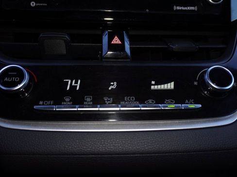 Certified 2022 Toyota Corolla LE image 15