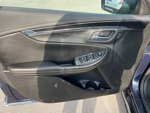 Used 2018 Chevrolet Impala LT w/ LT Leather Package FWD image 16